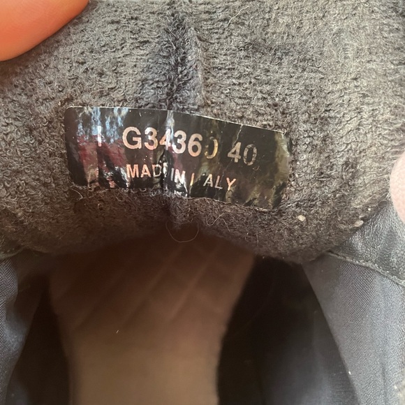 Women’s Chanel CC Logo Pink Sneakers sz 40 or US size 9.5 - Picture 12 of 13